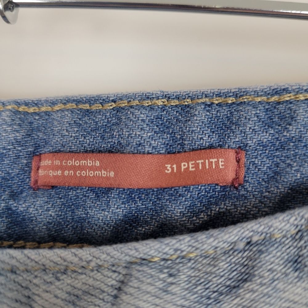 Anthropologie Pilcro The Joey light wash raw hem relaxed jeans size 31 Petite - Picture 7 of 10